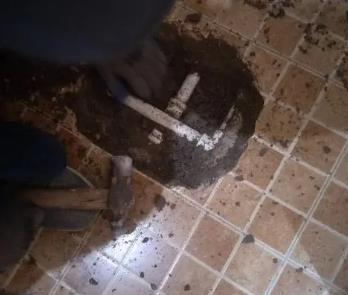 花垣卫生间漏水维修公司为您分享下卫生间渗水如何处理及注意事项